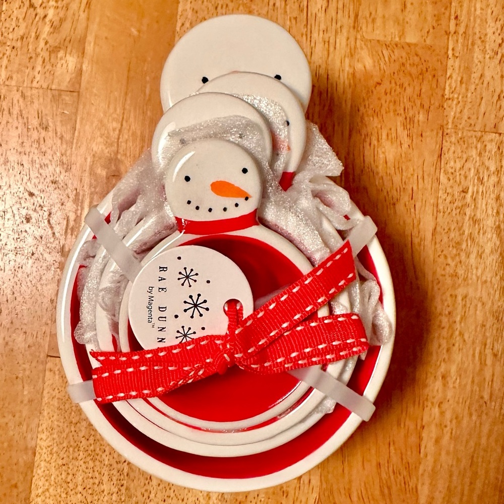 Rae Dunn Christmas Snowman Ceramic Measuring Cups BRAND NEW!!